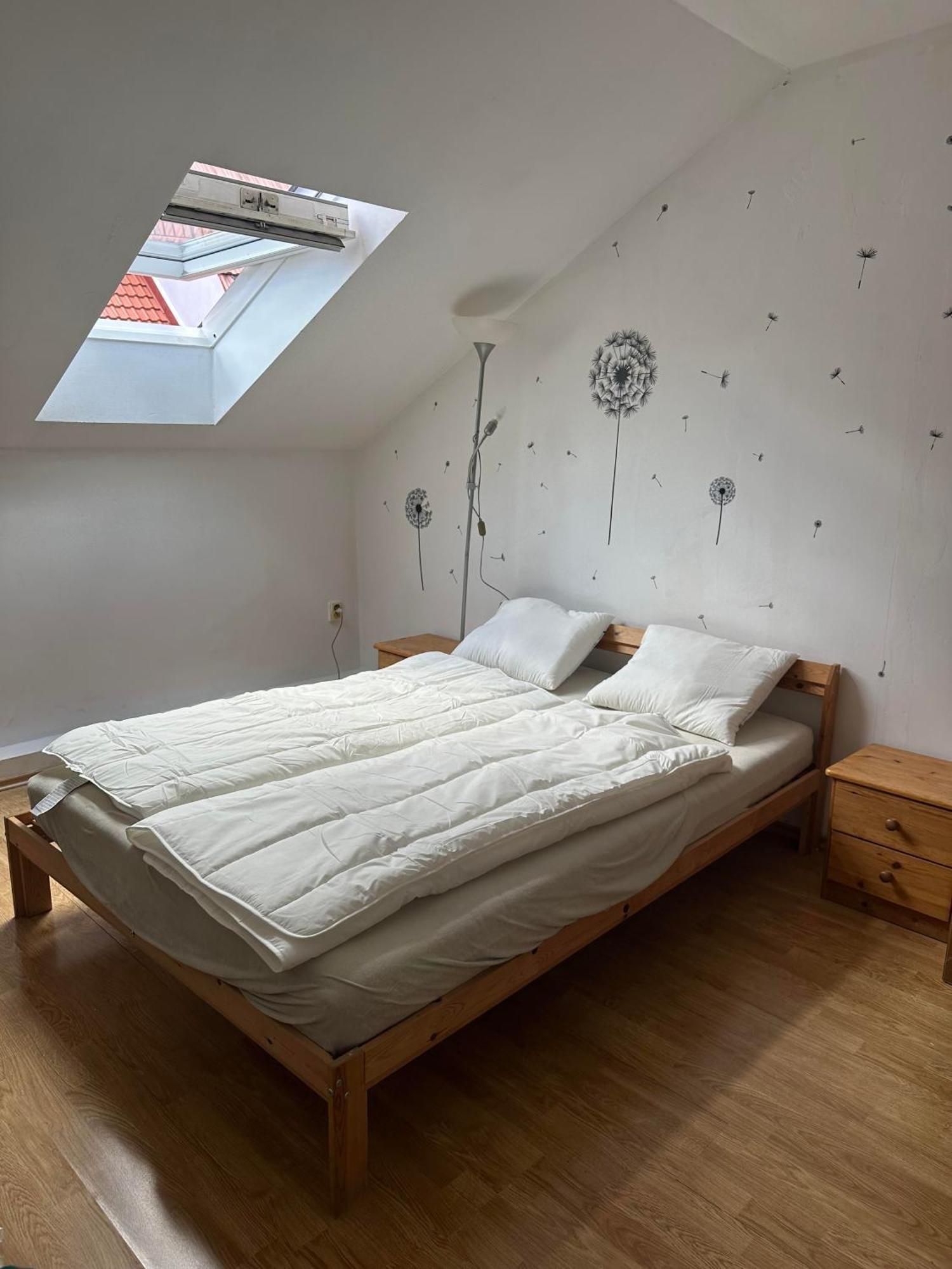 C Private Room In City Center In Братислава Екстер'єр фото
